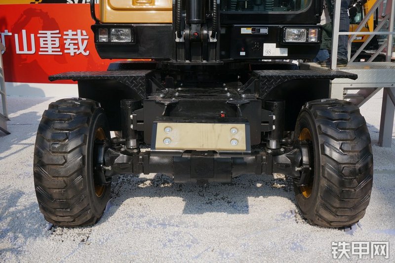 三一重工SY65W-10挖掘机局部