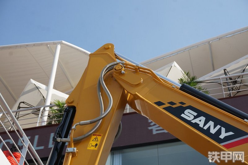 三一重工SY75C-10挖掘机局部