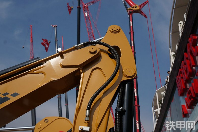 三一重工SY26U-10挖掘机局部