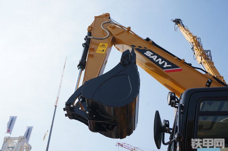 三一重工SY155W-10挖掘机局部