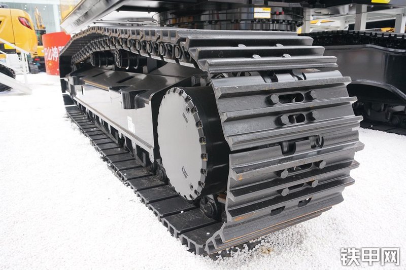 三一重工SY395H挖掘机局部