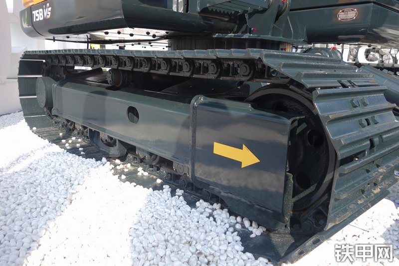 现代R75BVS挖掘机局部