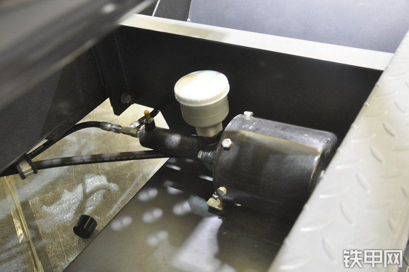 嘉和重工JHW80挖掘机局部