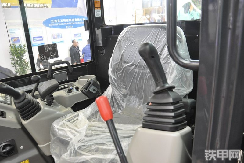 洋马VIO50-6B挖掘机局部