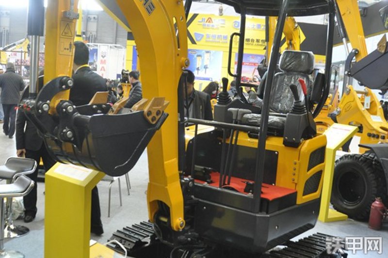 嘉和重工JH20挖掘机整机外观