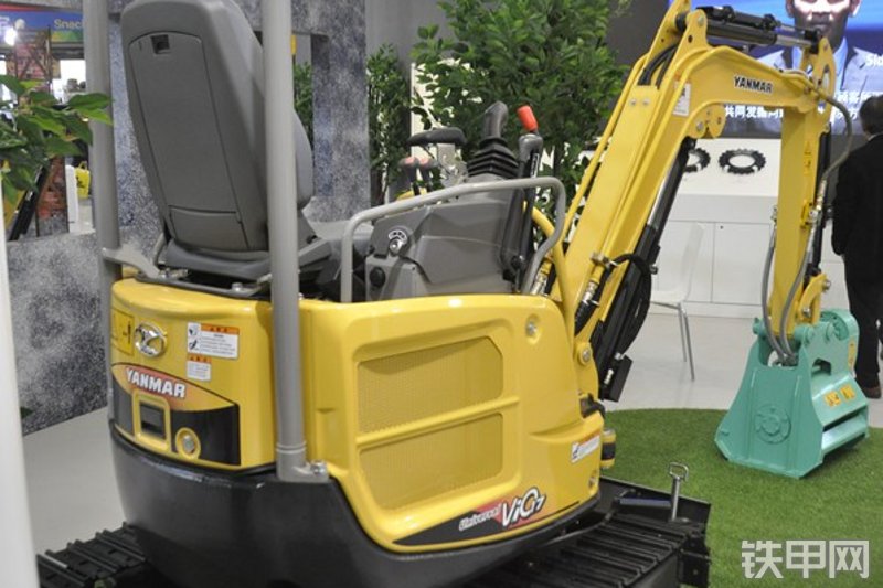 洋马Vio17挖掘机整机外观