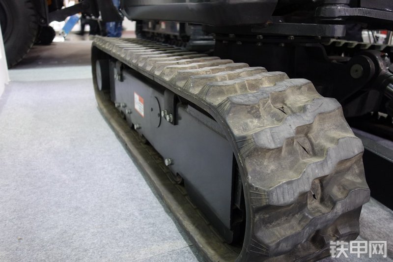 恒特重工HT21挖掘机局部