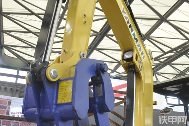 洋马VIO30-6B挖掘机局部