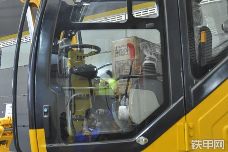 嘉和重工JHW80挖掘机局部