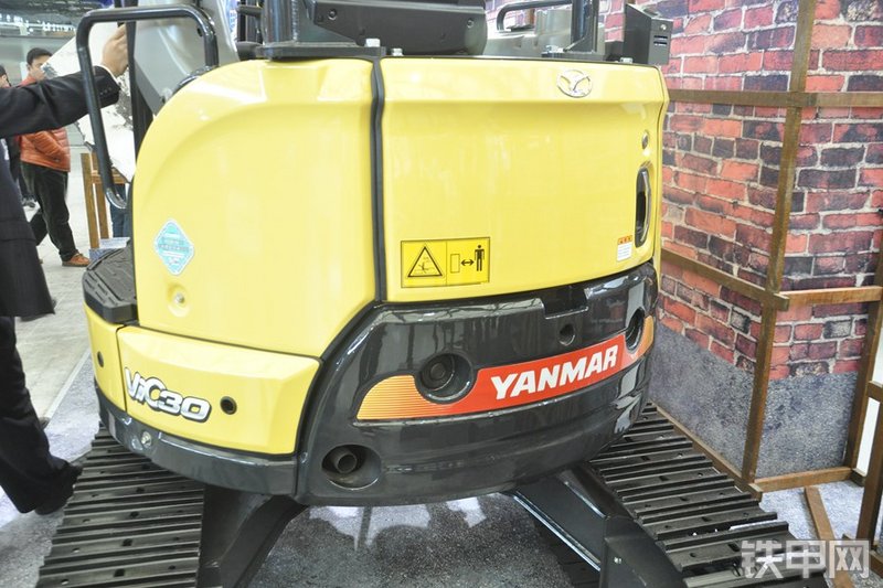 洋马VIO30-6B挖掘机局部