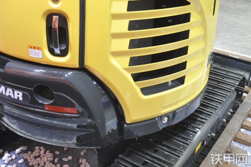 洋马VIO25-6挖掘机局部