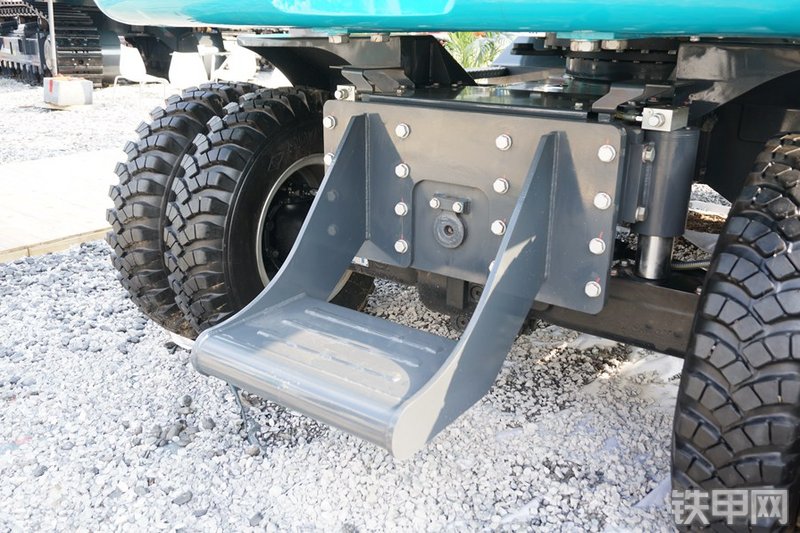 山河智能SWE150W挖掘机局部