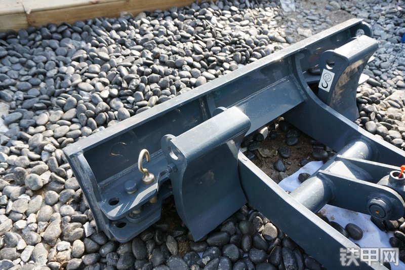 山河智能SWE18UB挖掘机局部