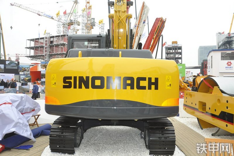 国机重工GE150H挖掘机整机外观