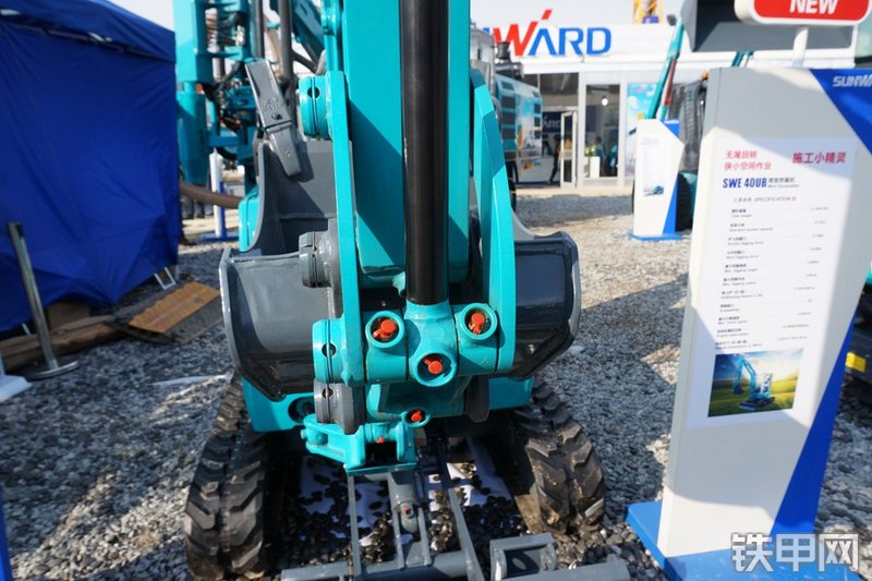 山河智能SWE18UB挖掘机局部