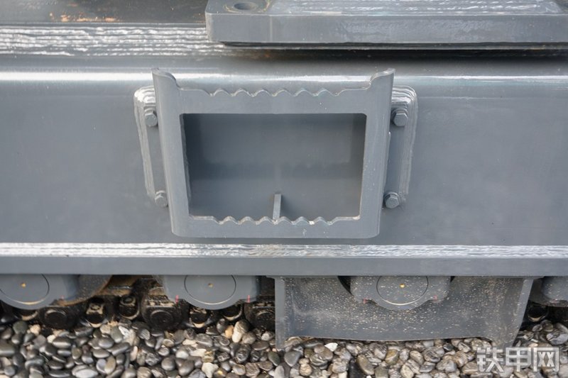 山河智能SWE900ES挖掘机局部