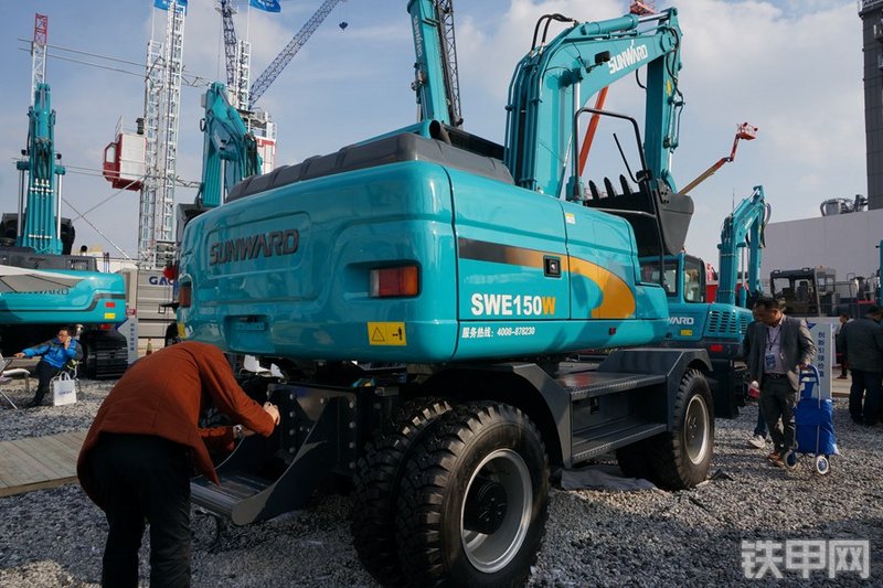 山河智能SWE150W挖掘机整机外观