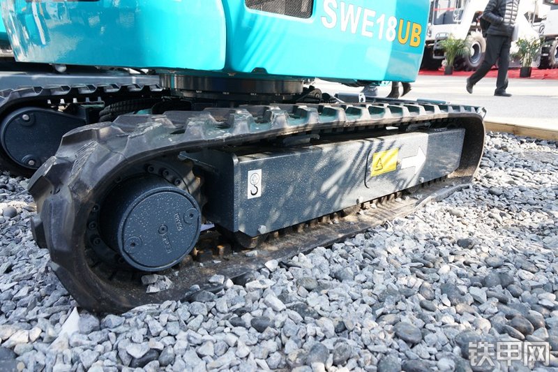 山河智能SWE18UB挖掘机局部