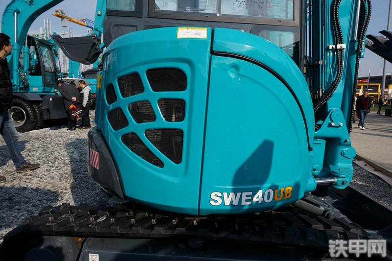 山河智能SWE40UB挖掘机局部