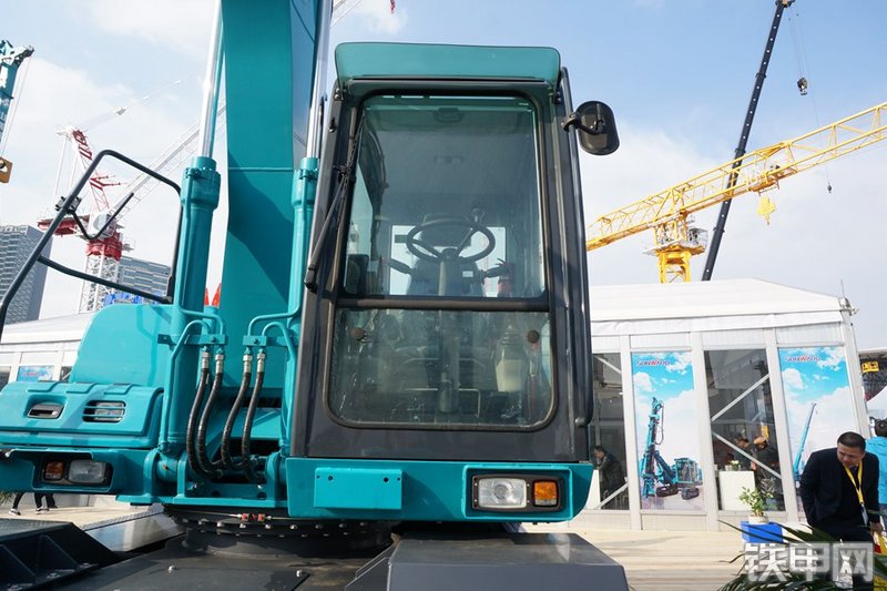 山河智能SWE150W挖掘机局部