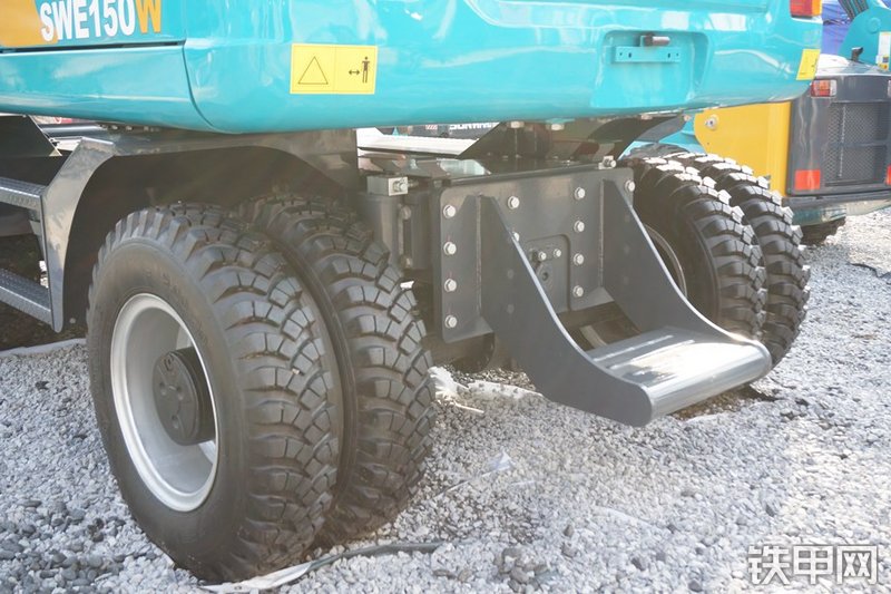 山河智能SWE150W挖掘机局部