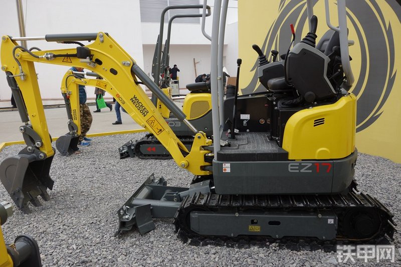 威克诺森EZ17挖掘机整机外观