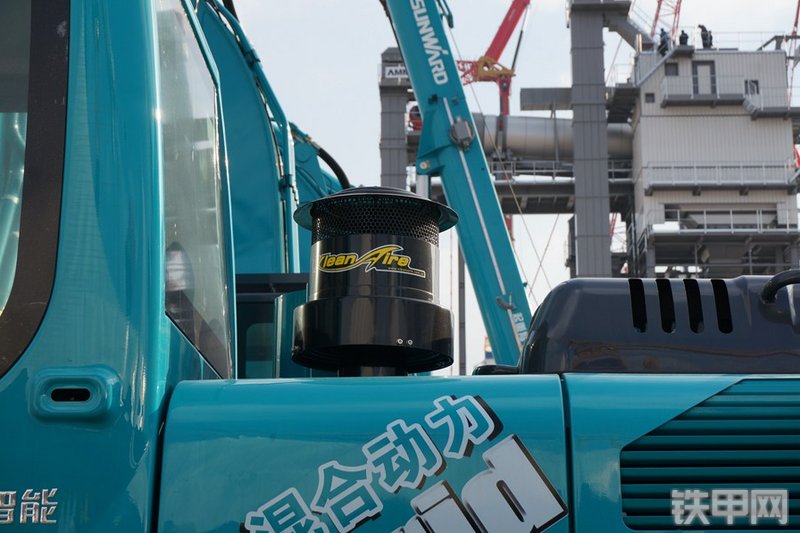 山河智能SWE235ES挖掘机局部