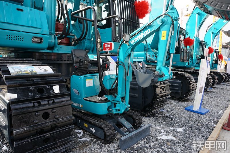 山河智能SWE08B挖掘机整机外观