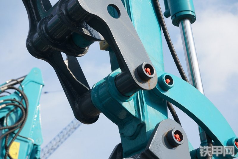 山河智能SWE40UB挖掘机局部