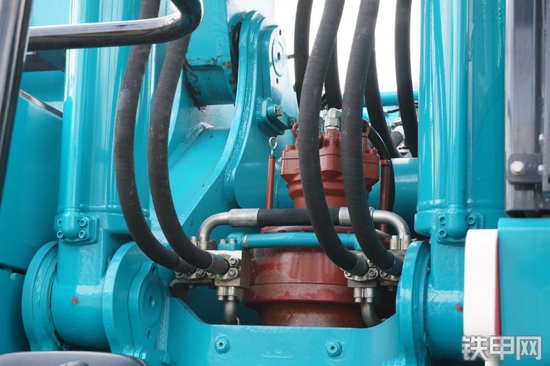 山河智能SWE900ES挖掘机局部