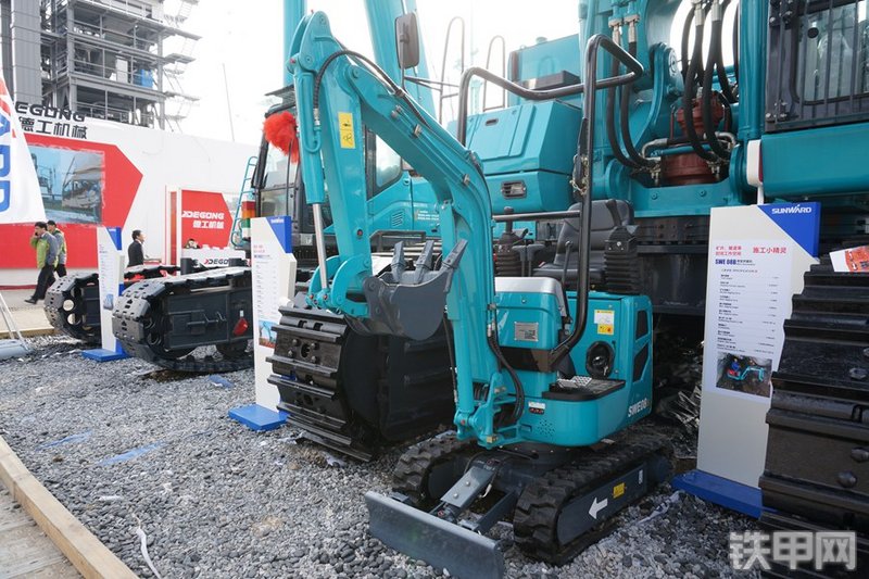 山河智能SWE08B挖掘机整机外观