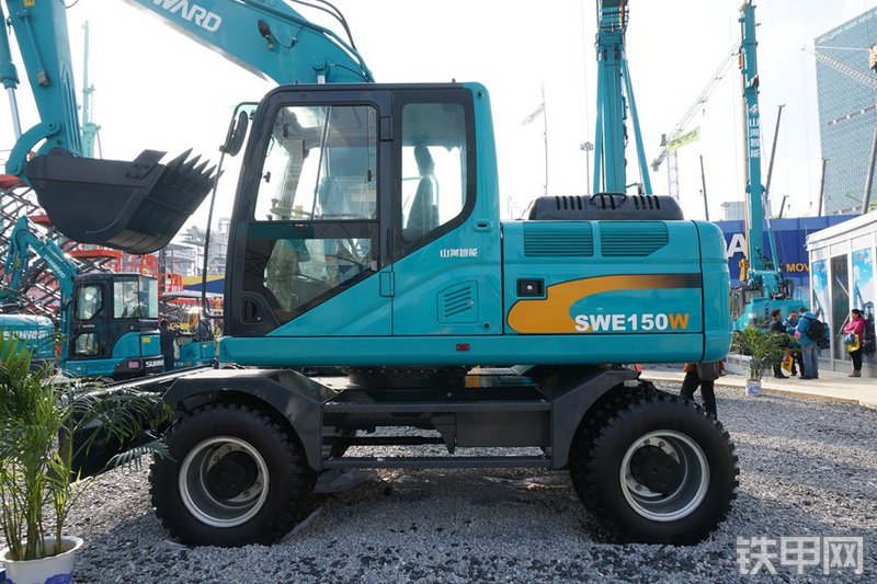 山河智能SWE150W挖掘机整机外观