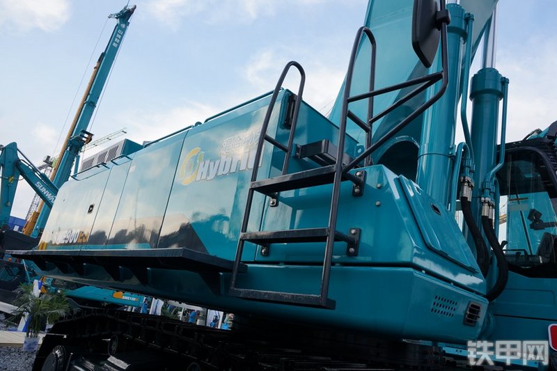 山河智能SWE900ES挖掘机整机外观