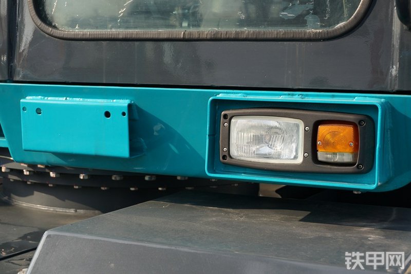 山河智能SWE150W挖掘机局部