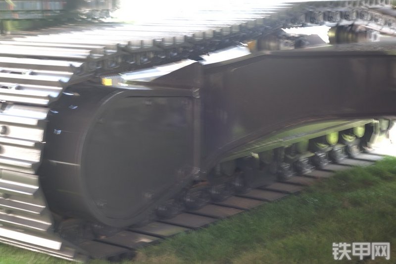 中联重科ZE360E-9挖掘机局部