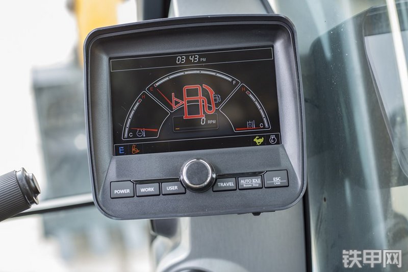 现代R210WVS挖掘机局部