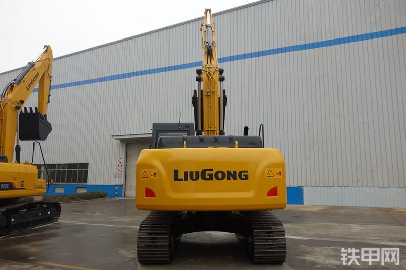 柳工clg920e挖掘机