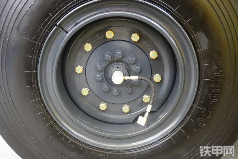 宝马格BW27RH压路机局部