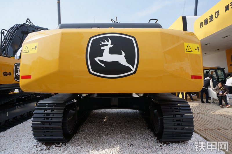 约翰迪尔E360LC挖掘机整机外观