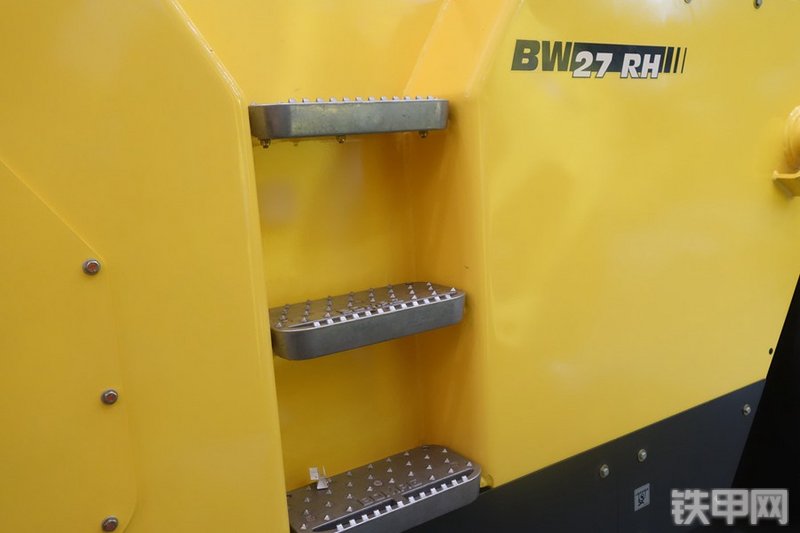 宝马格BW27RH压路机局部