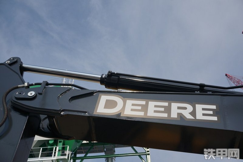 约翰迪尔E360LC挖掘机局部