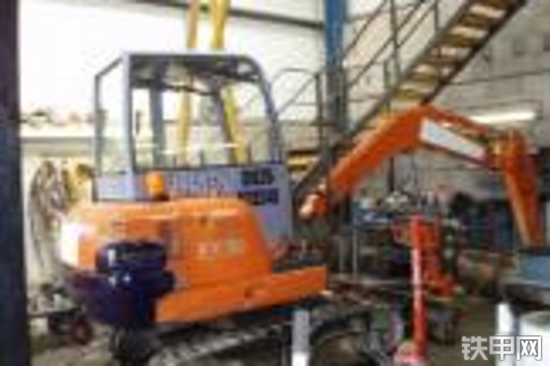 日立ex30-2履带式挖掘机