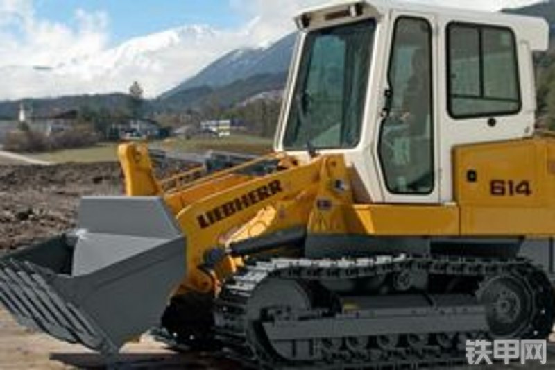 利勃海尔lr614履带式装载机