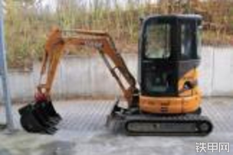 凯斯cx22b履带式挖掘机