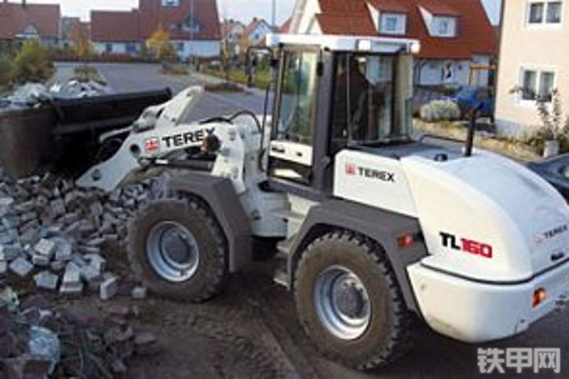 特雷克斯tl160轮式装载机