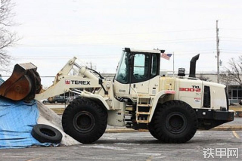 特雷克斯txl300-2轮式装载机