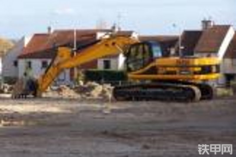 杰西博js290lc履带式挖掘机