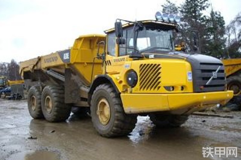 沃尔沃a30e铰接式卡车