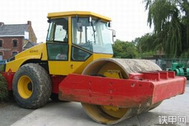 戴纳派克ca602d单钢轮压路机