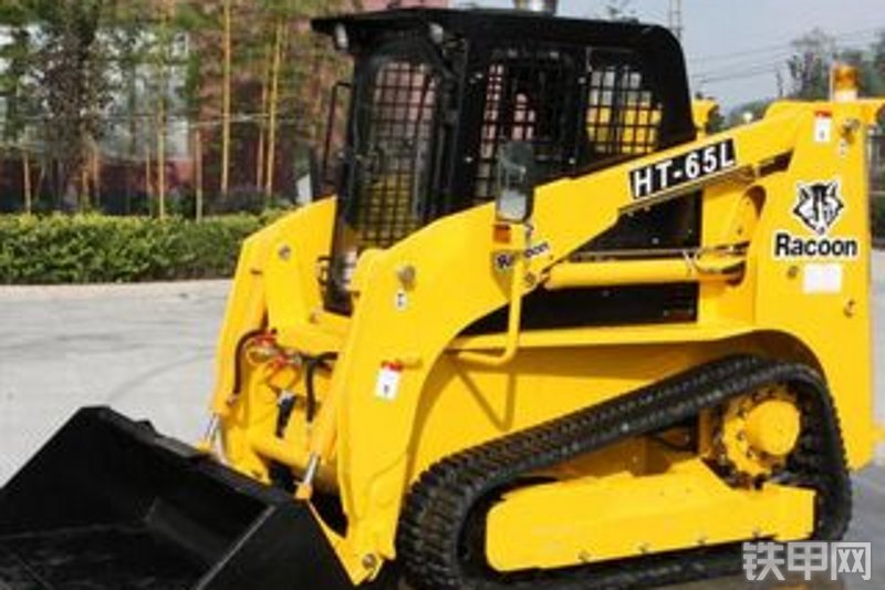 浣熊racoonht65l履带滑移装载机